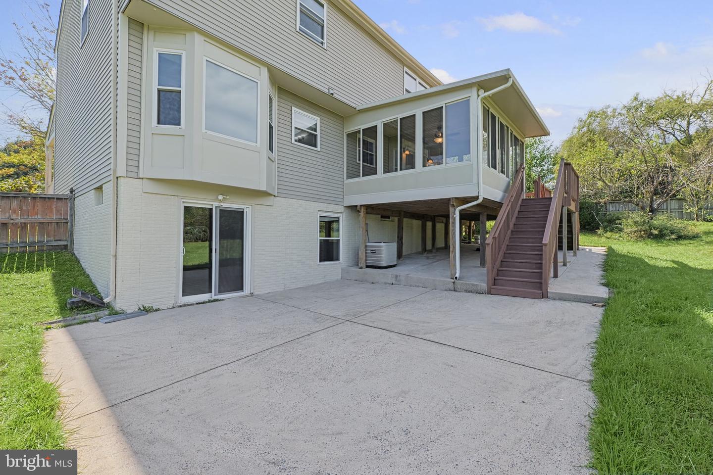 18906 Impulse Ln Property Photo 47