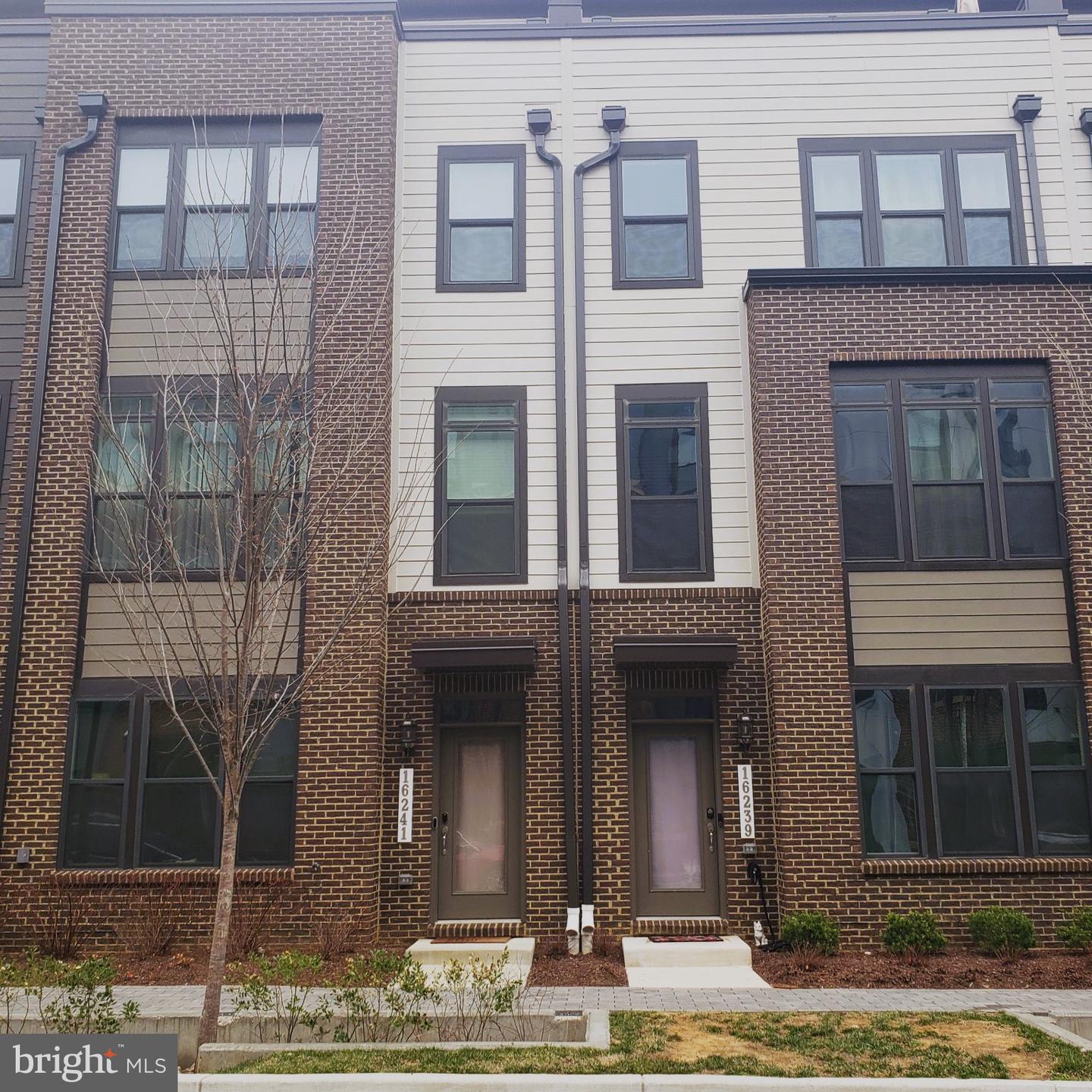 16241 CONNORS WAY Property Photo 1