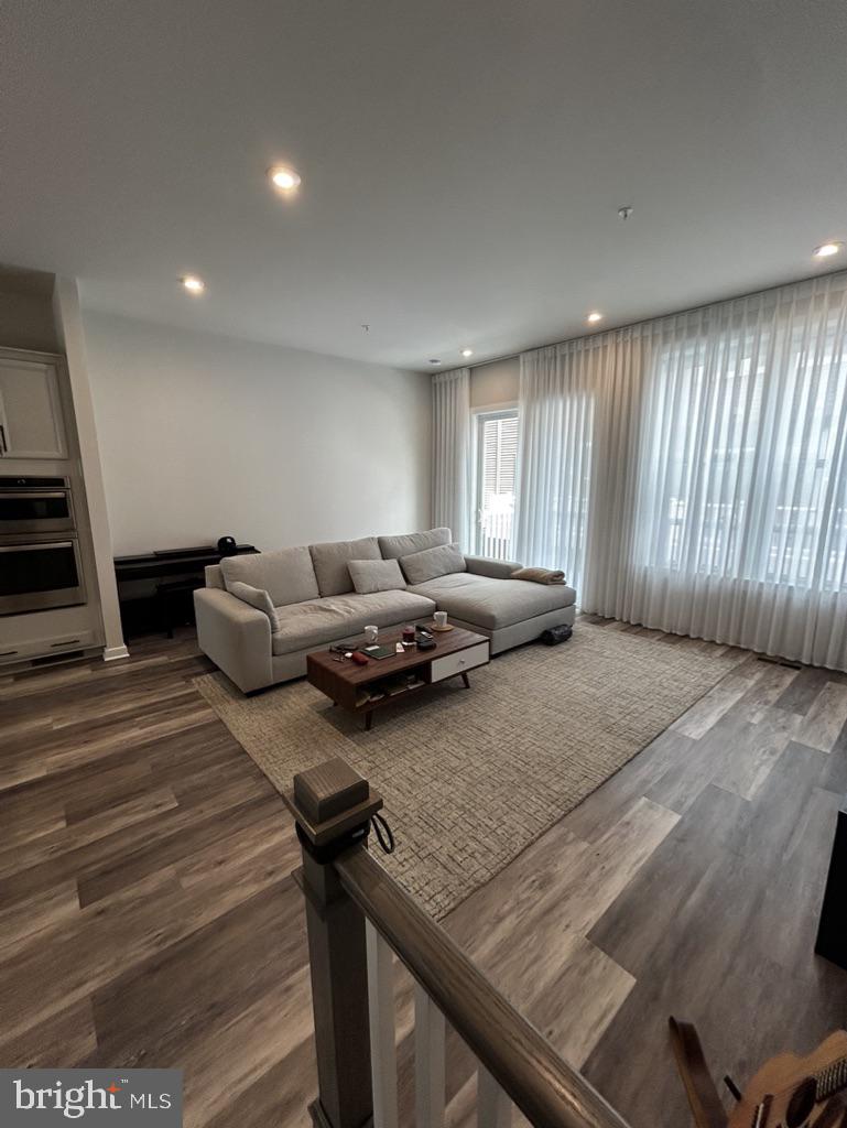 16241 Connors Way Property Photo 4