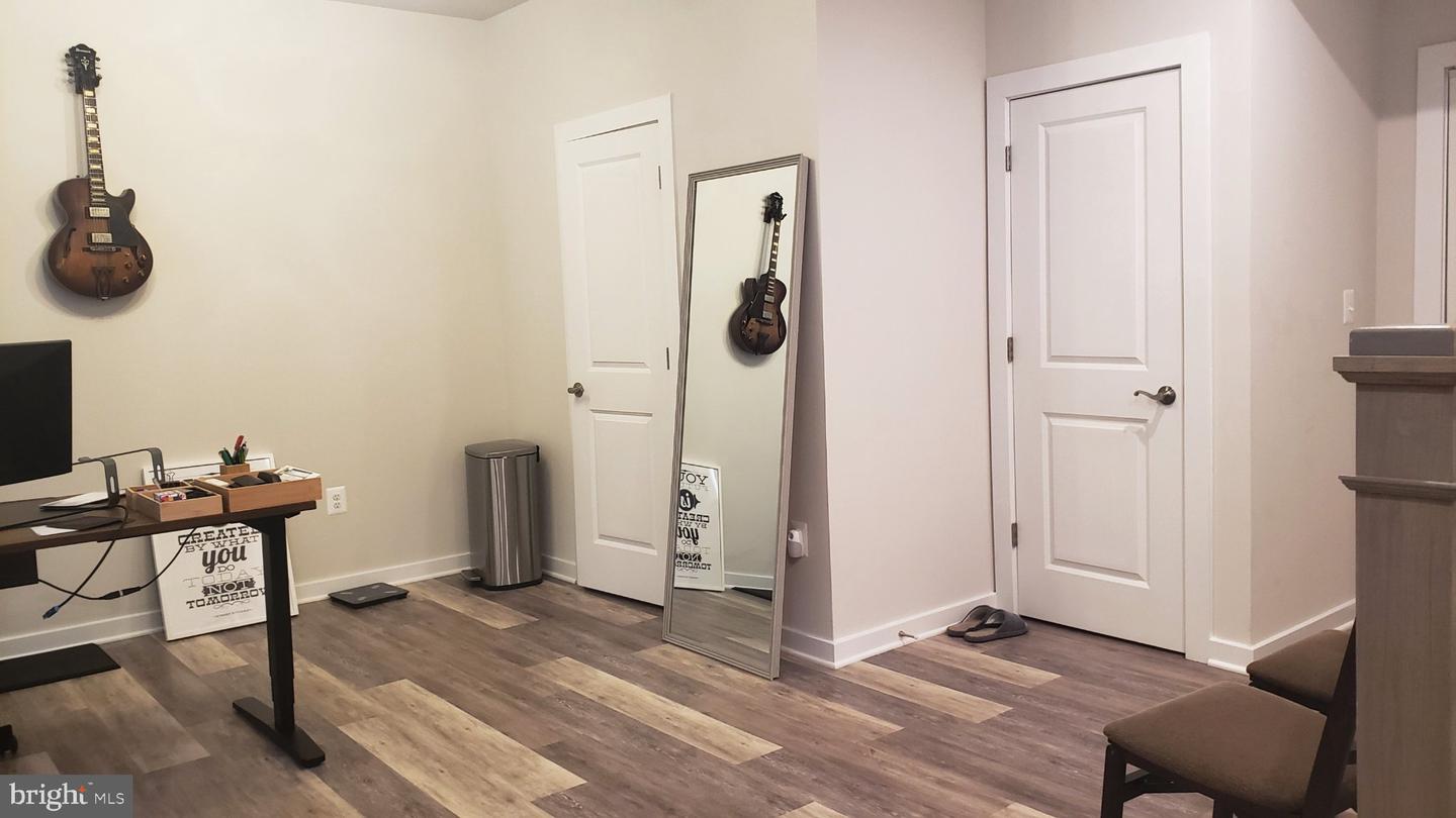 16241 Connors Way Property Photo 21