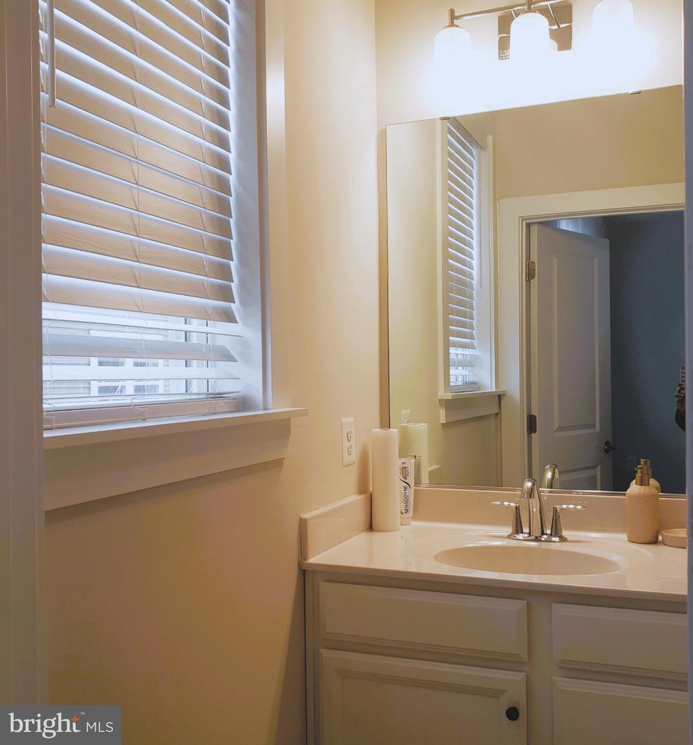 16241 Connors Way Property Photo 22