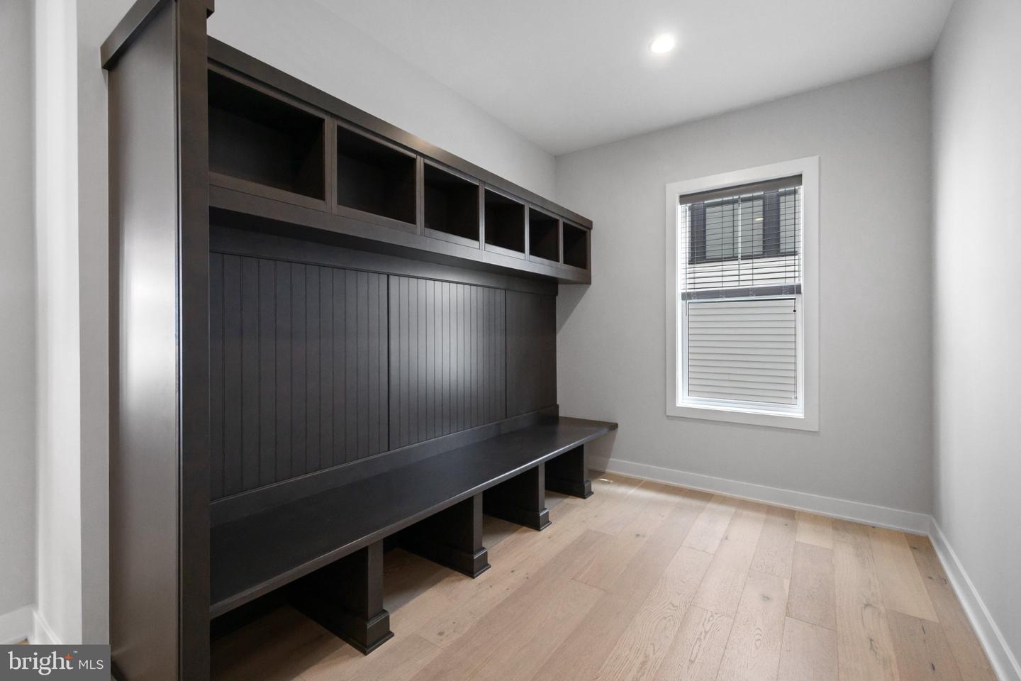 6829 Penngrove Ln Property Photo 27