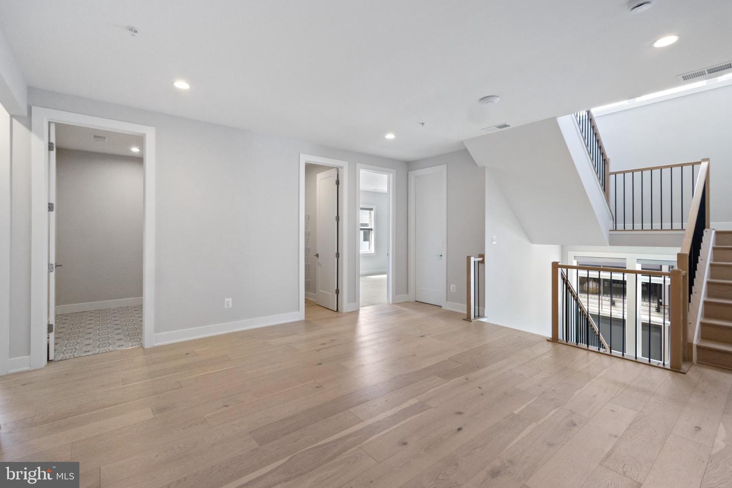 6829 Penngrove Ln Property Photo 31