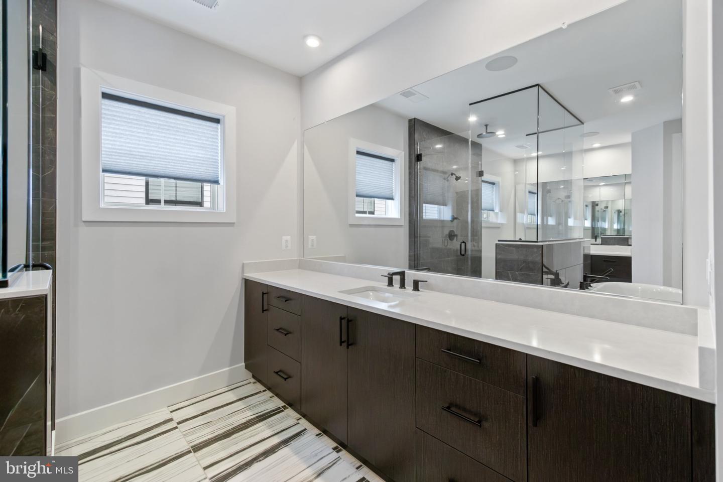 6829 Penngrove Ln Property Photo 39