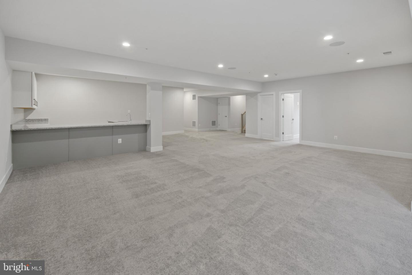 6829 Penngrove Ln Property Photo 58