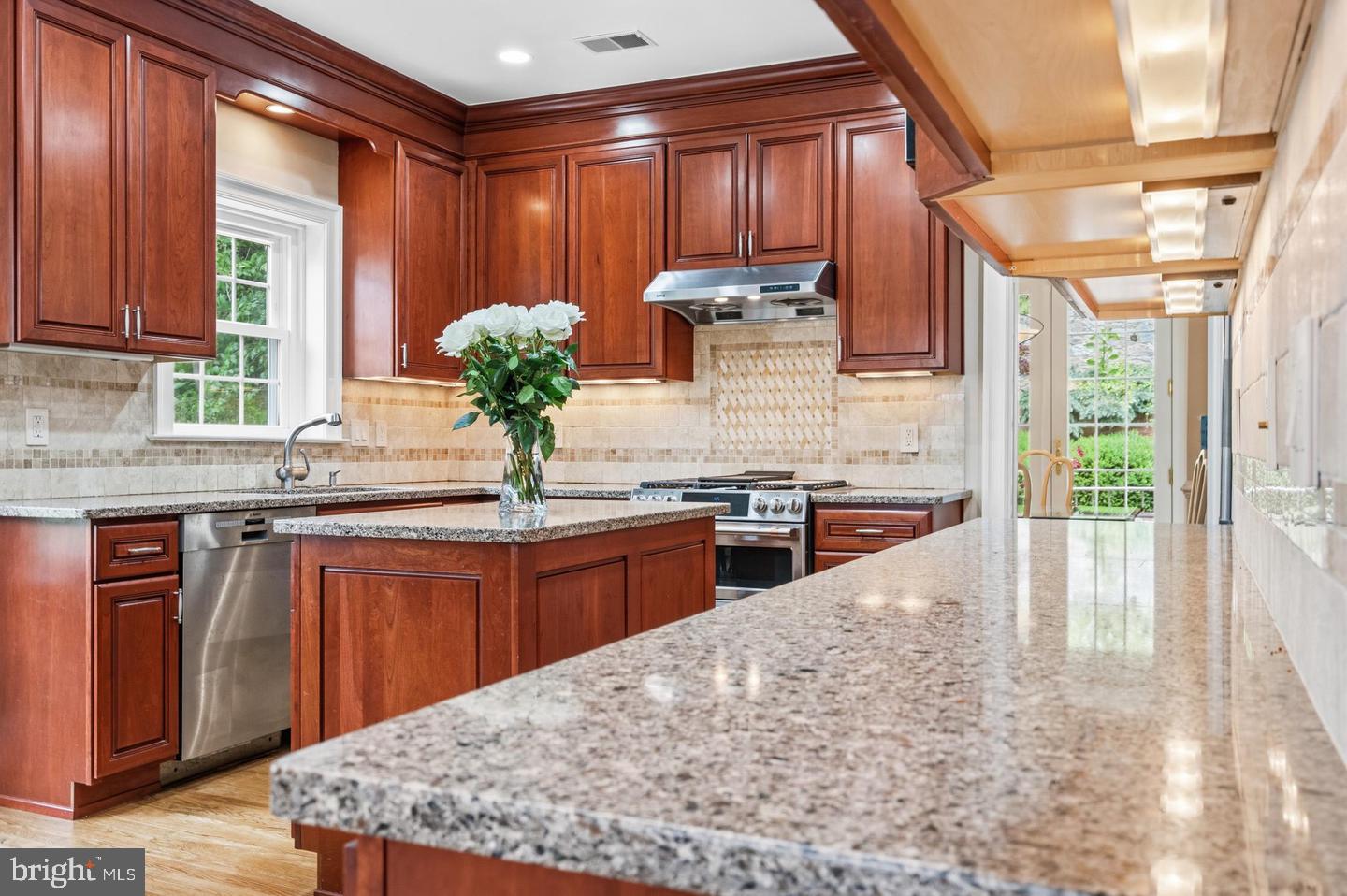 8015 Quarry Ridge Way Property Photo 22