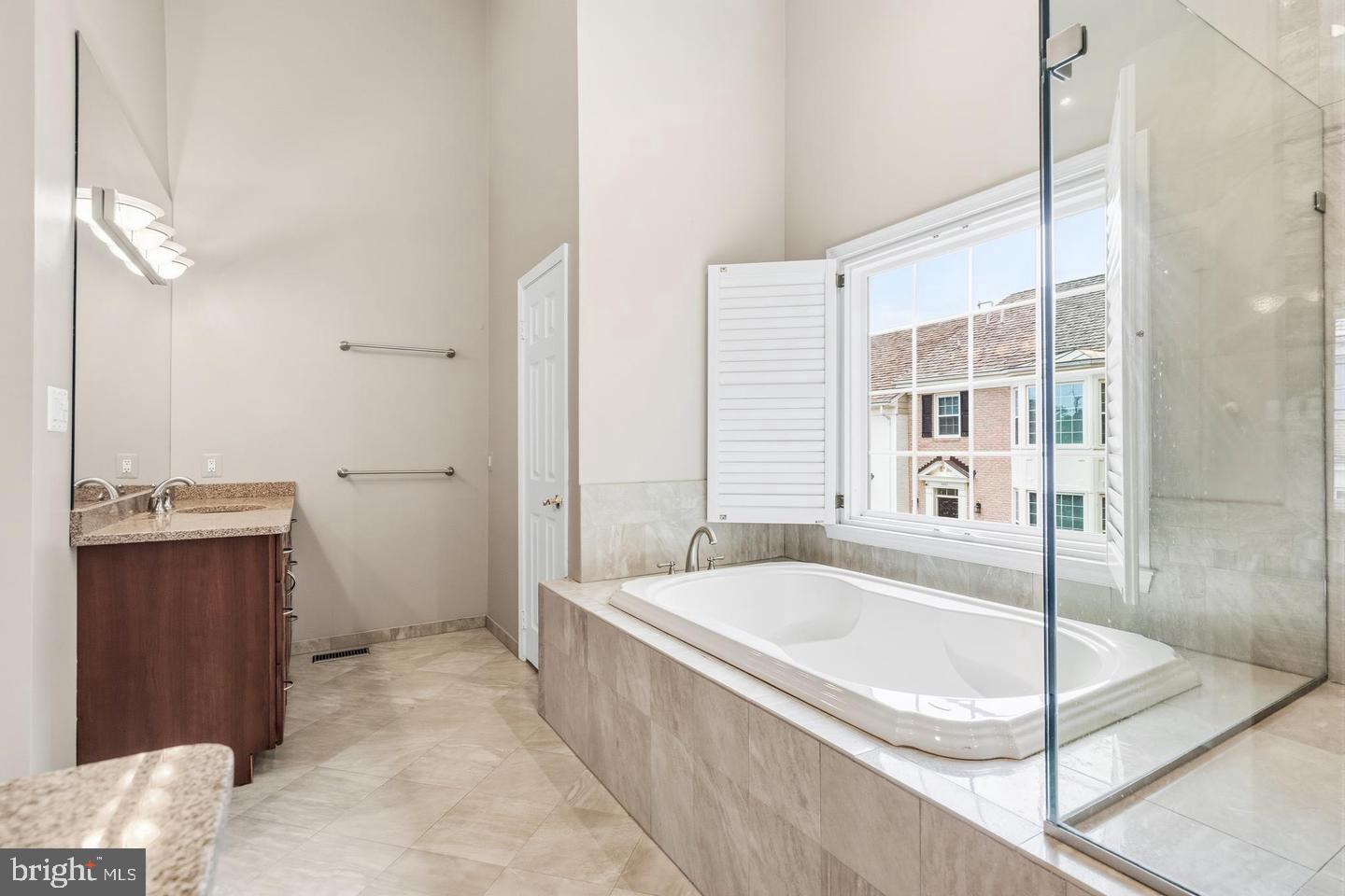 8015 Quarry Ridge Way Property Photo 37