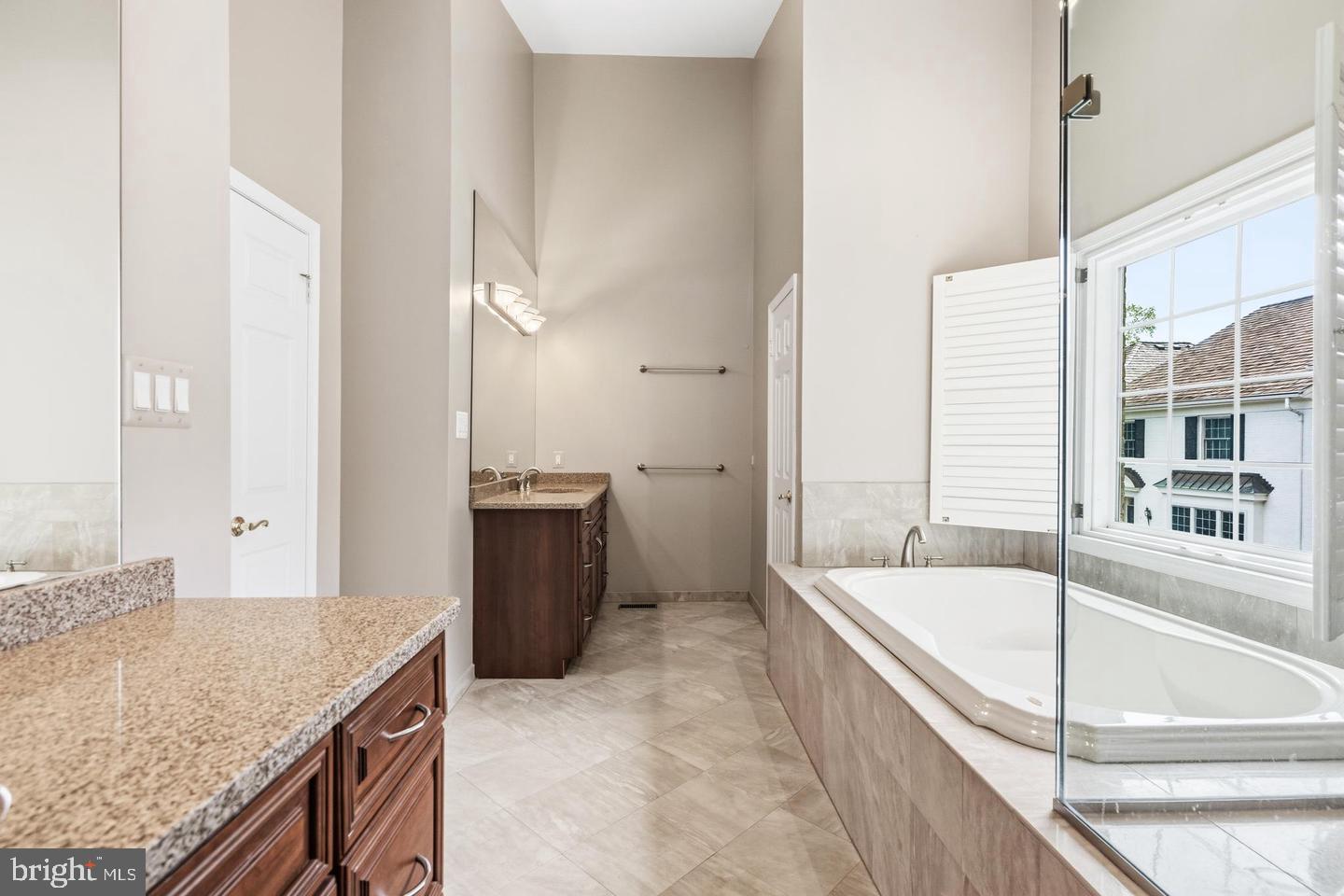 8015 Quarry Ridge Way Property Photo 39