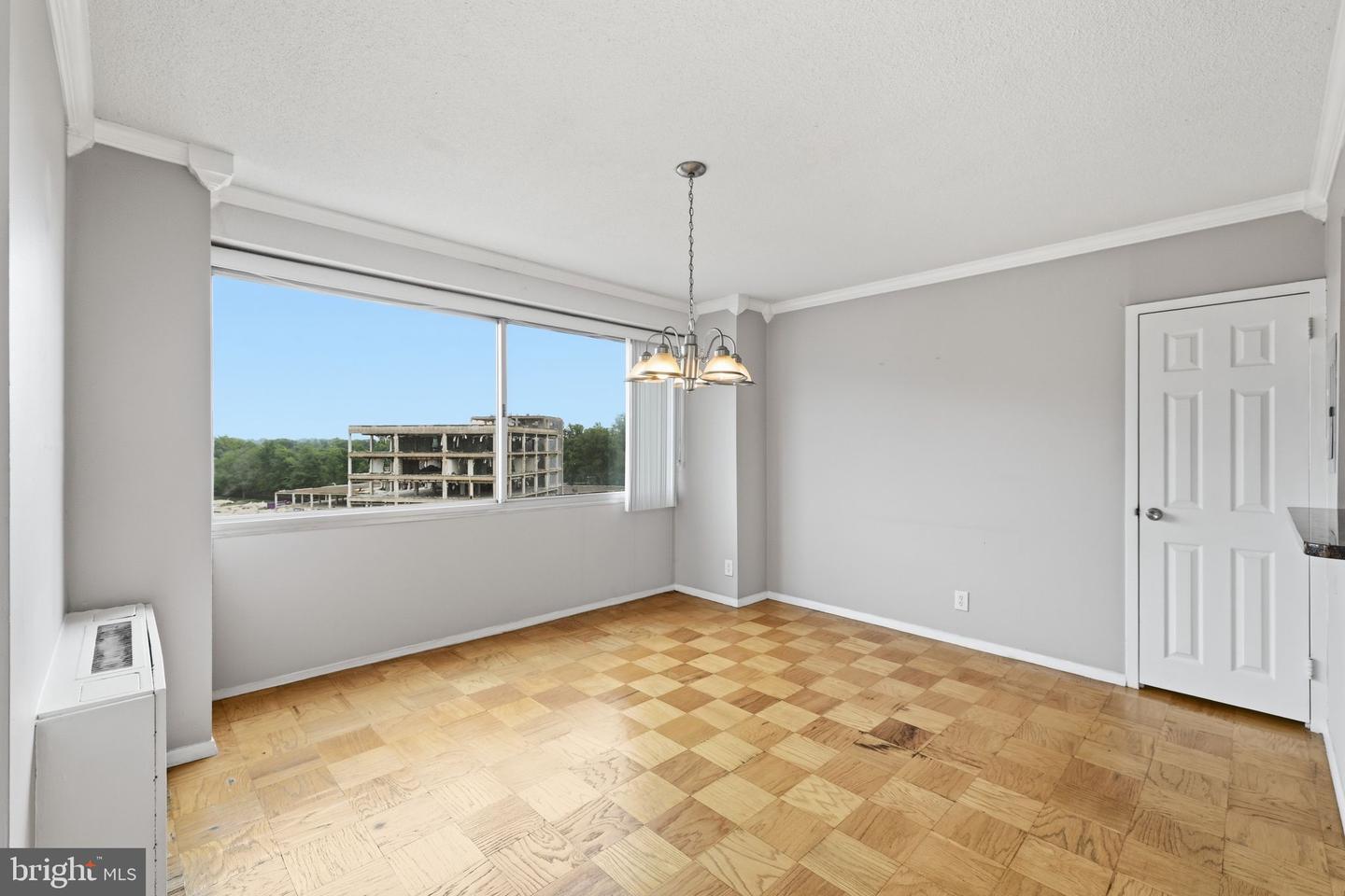 4515 Willard Ave #1403s Property Photo 17