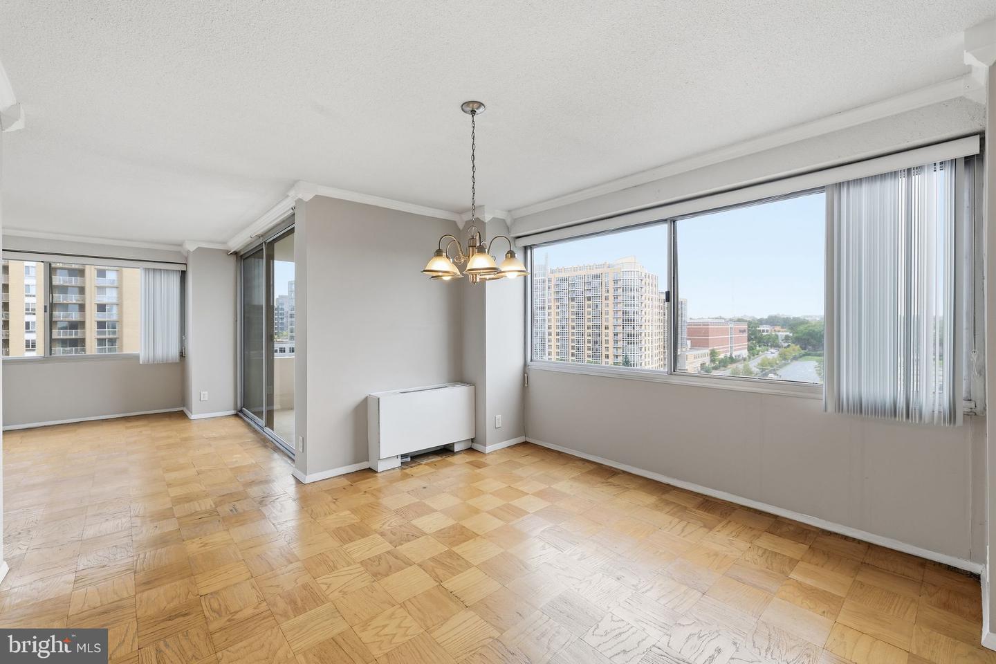 4515 Willard Ave #1403s Property Photo 20
