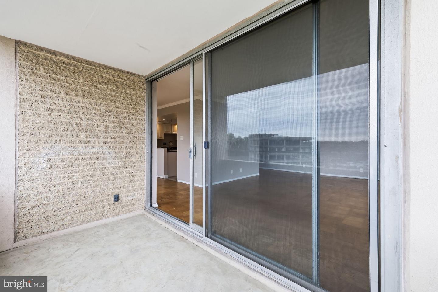 4515 Willard Ave #1403s Property Photo 33