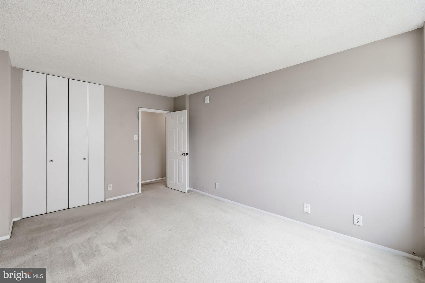 4515 Willard Ave #1403s Property Photo 37