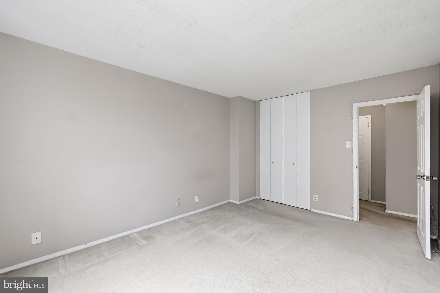 4515 Willard Ave #1403s Property Photo 38