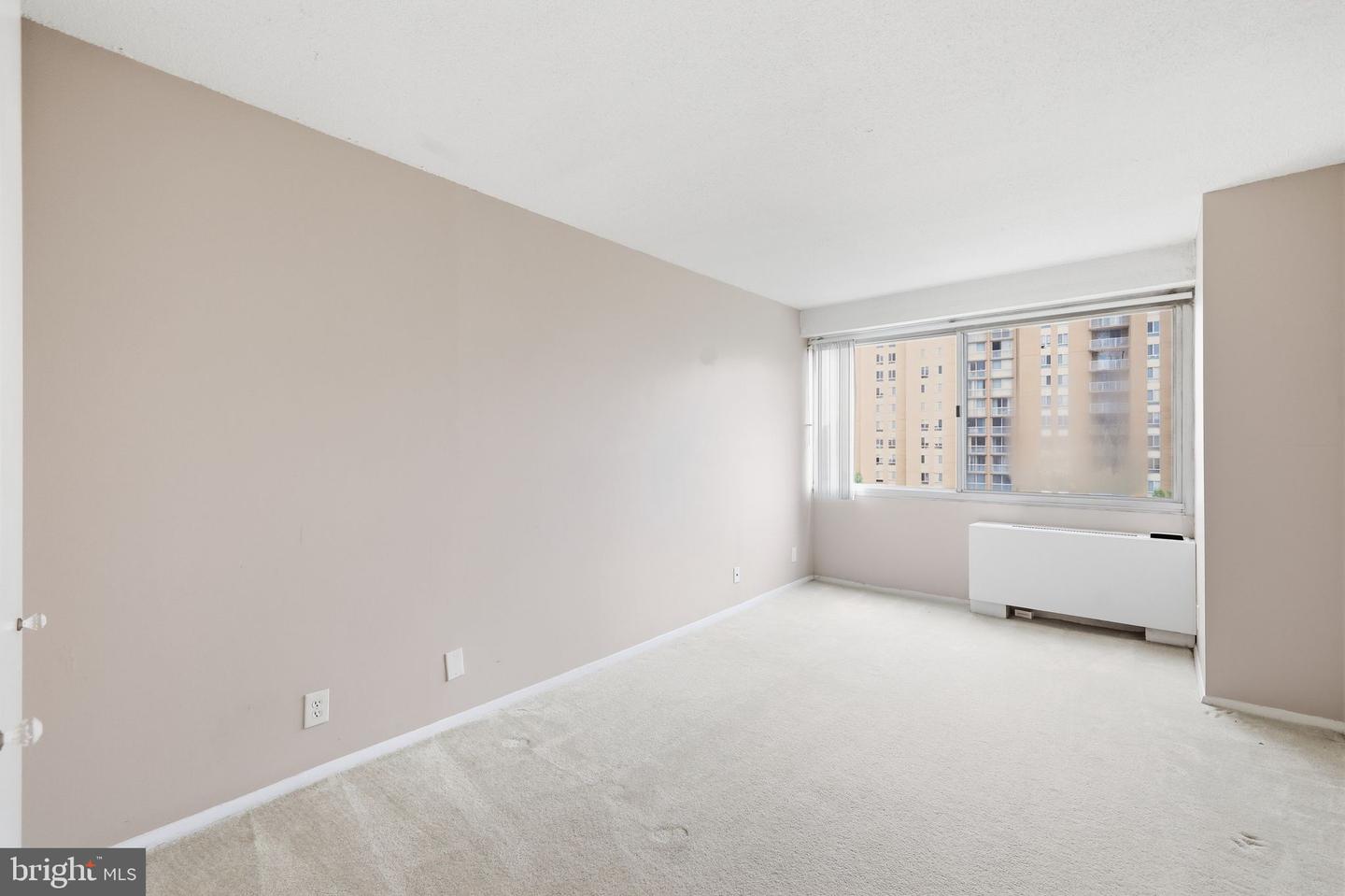 4515 Willard Ave #1403s Property Photo 40