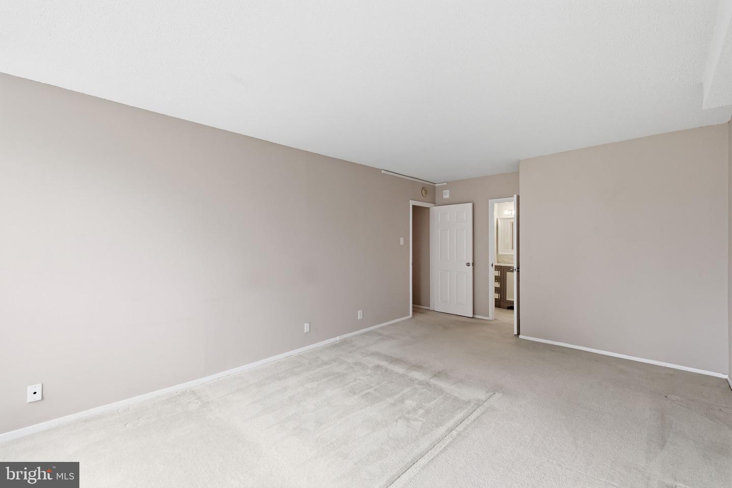 4515 Willard Ave #1403s Property Photo 50