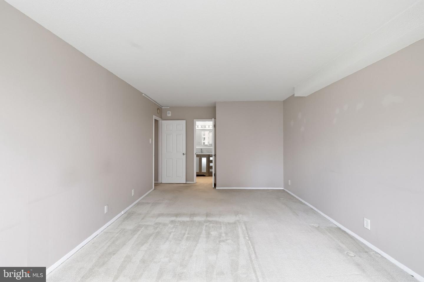 4515 Willard Ave #1403s Property Photo 51