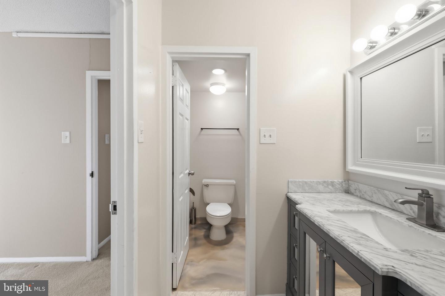 4515 Willard Ave #1403s Property Photo 54