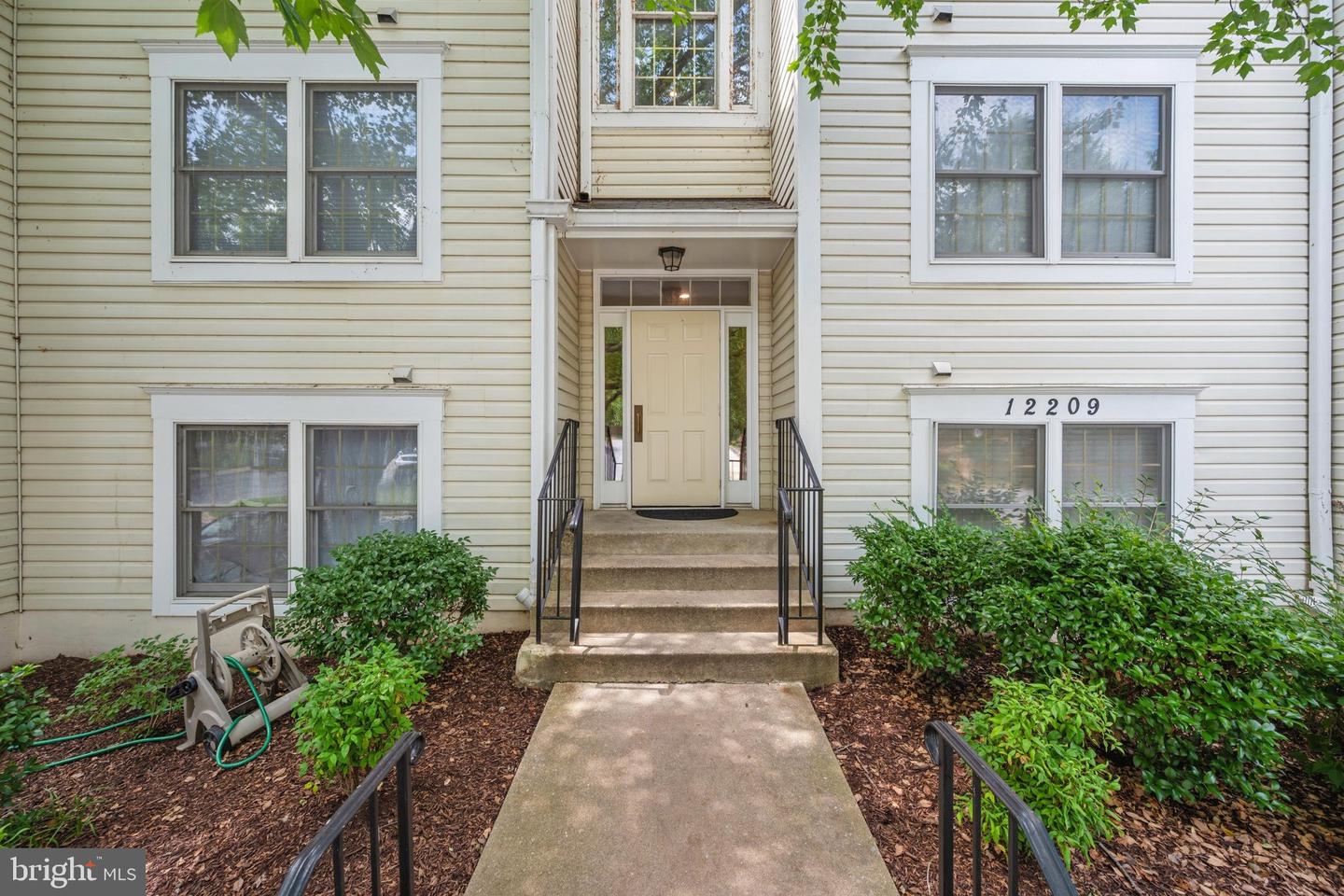 12209 Eagles Nest Ct #l Property Photo 1