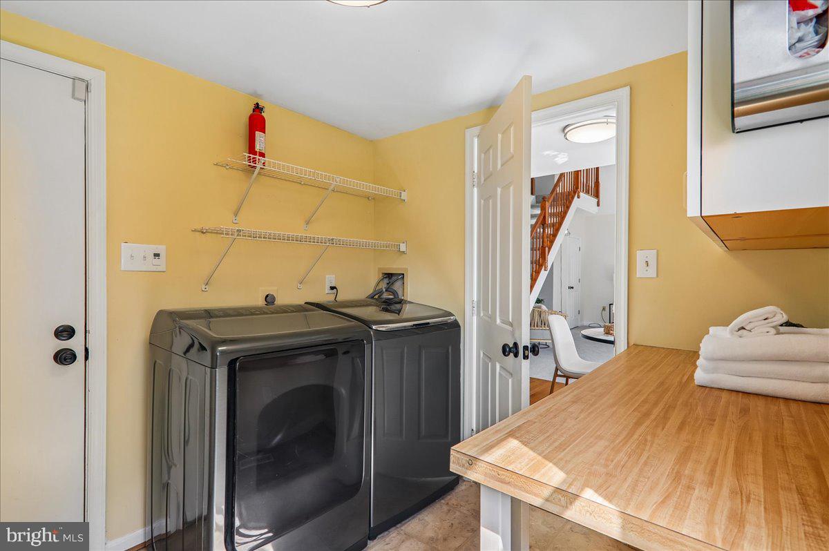 212 Bristol Downs Dr Property Photo 18