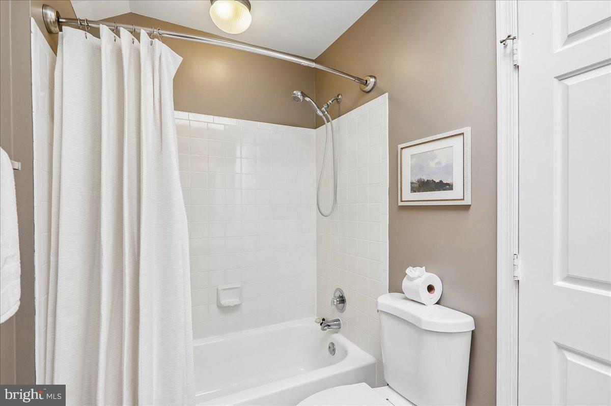 212 Bristol Downs Dr Property Photo 25