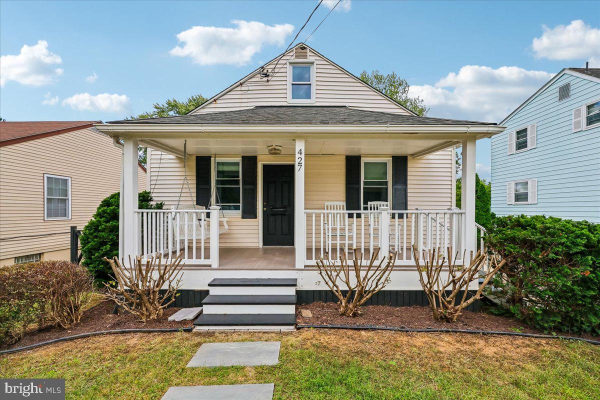 427 Mcarthur Dr Property Photo 1