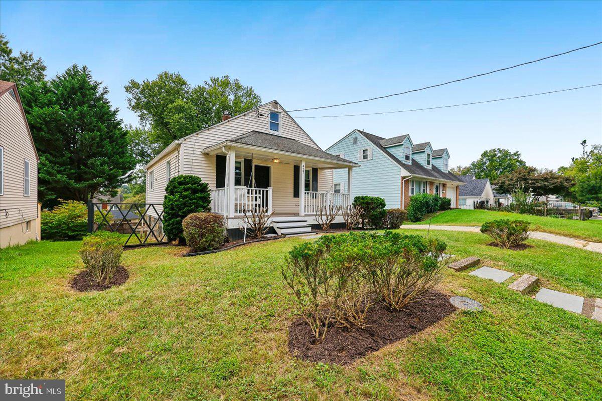 427 Mcarthur Dr Property Photo 3