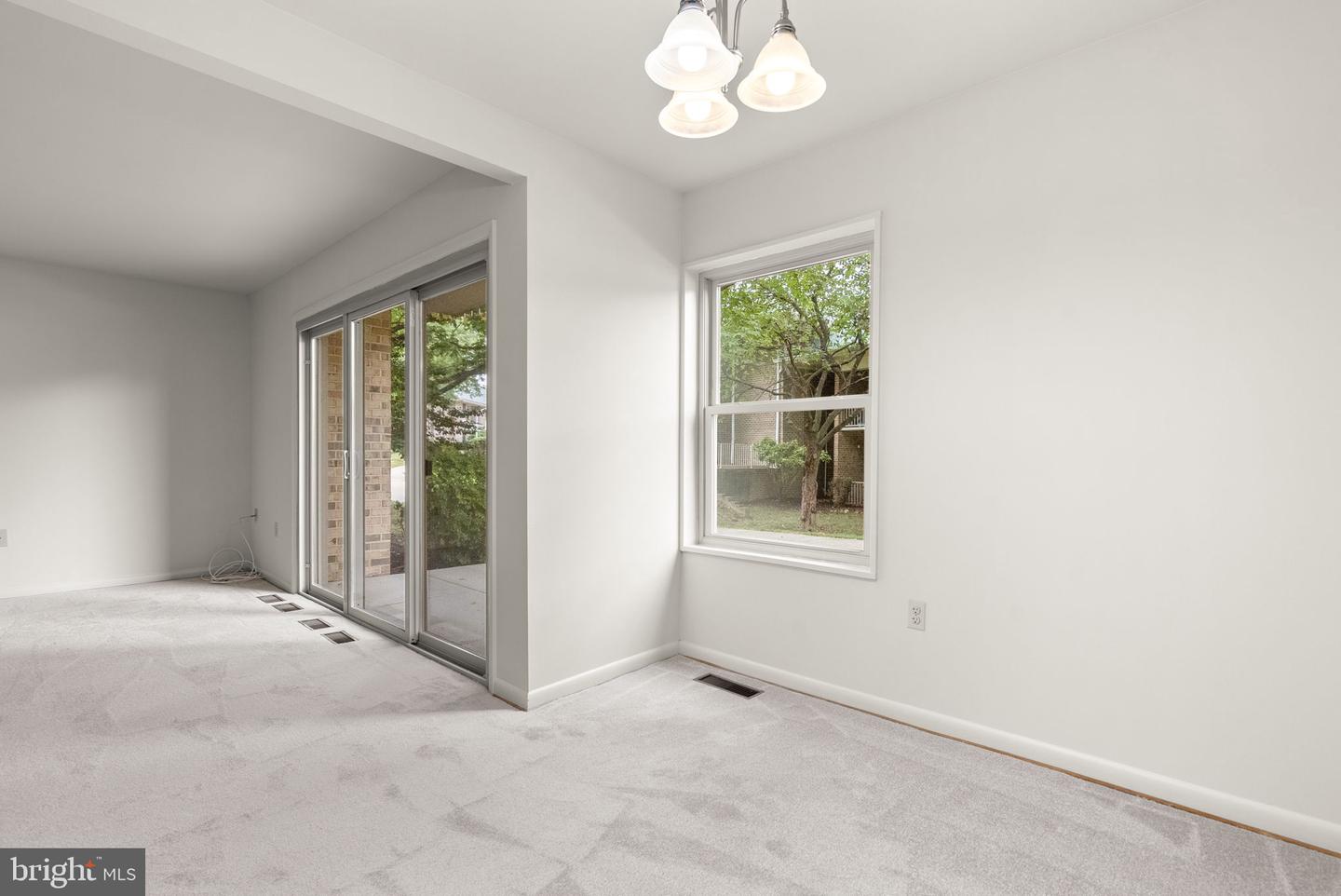3352 Chiswick Ct #57-2h Property Photo 19