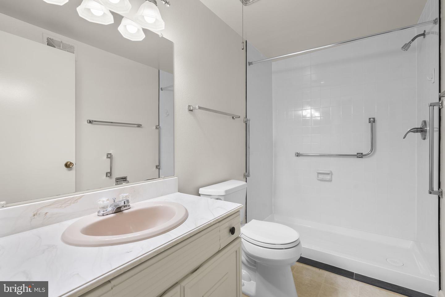 3352 Chiswick Ct #57-2h Property Photo 26