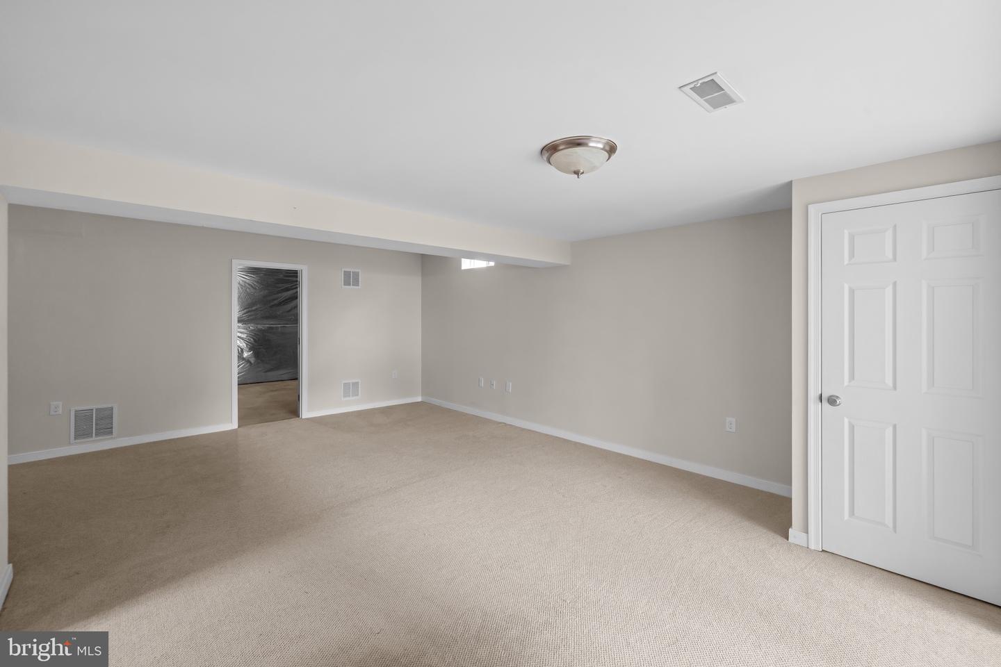 14852 Silver Ash Ct Property Photo 39