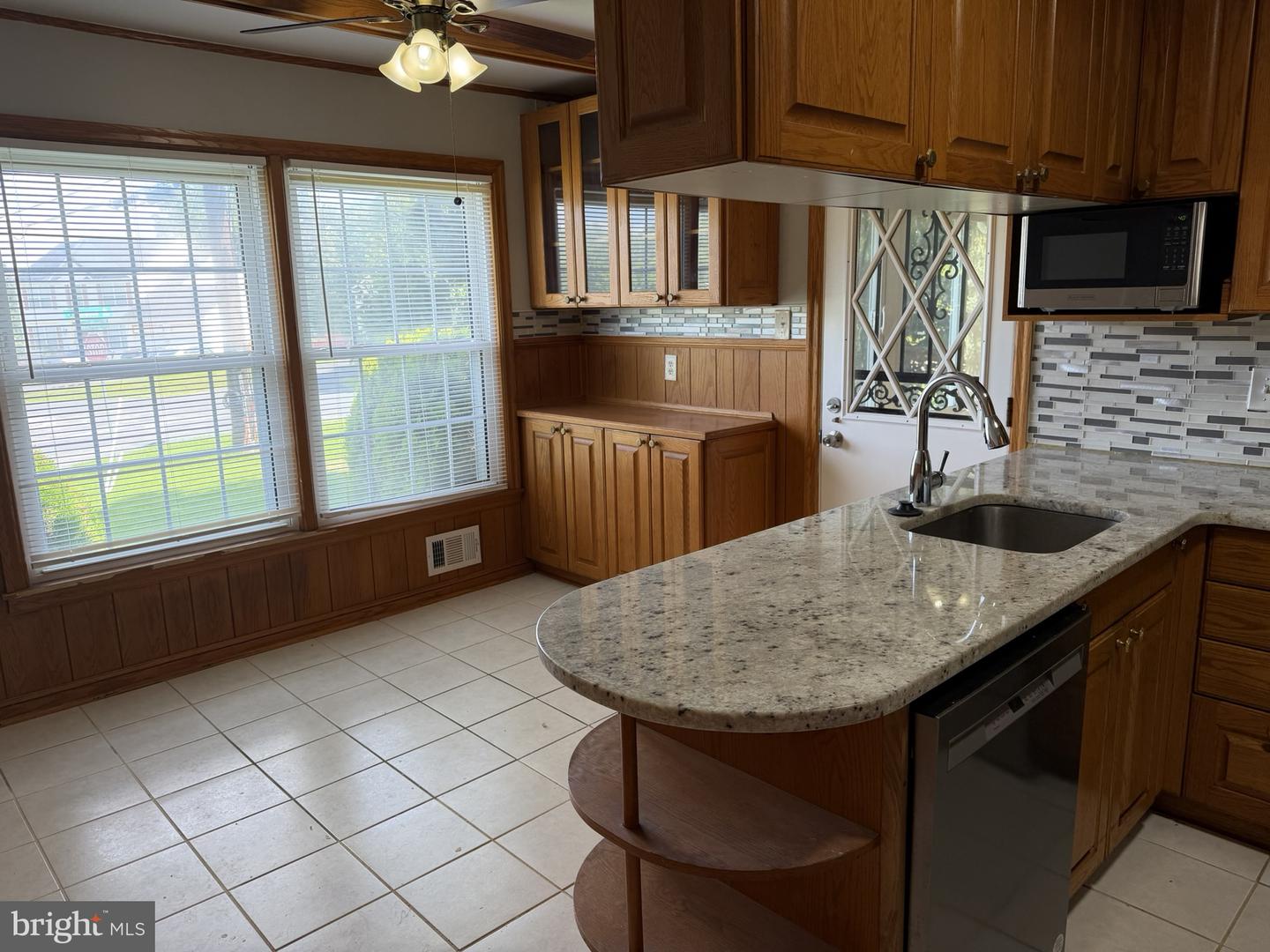13100 Cabinwood Dr Property Photo 4
