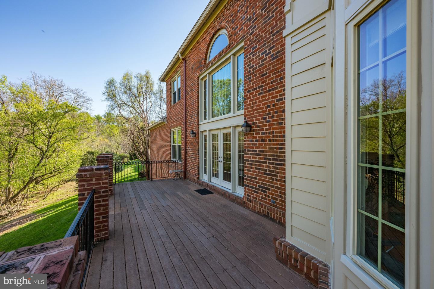 9702 Beman Woods Way Property Photo 7