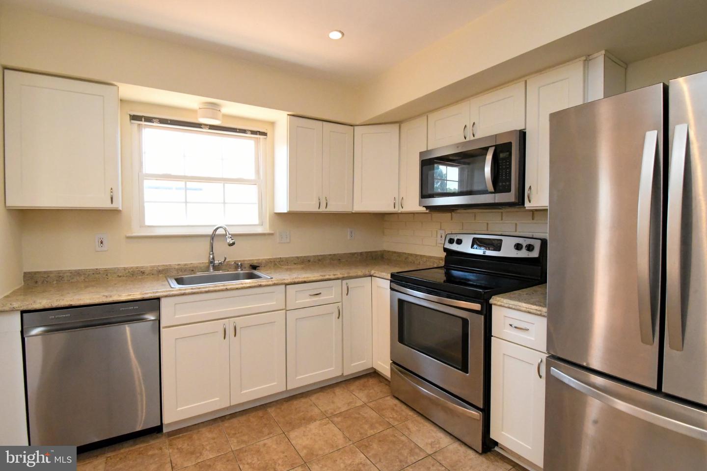 20204 Thunderhead Way Property Photo 9