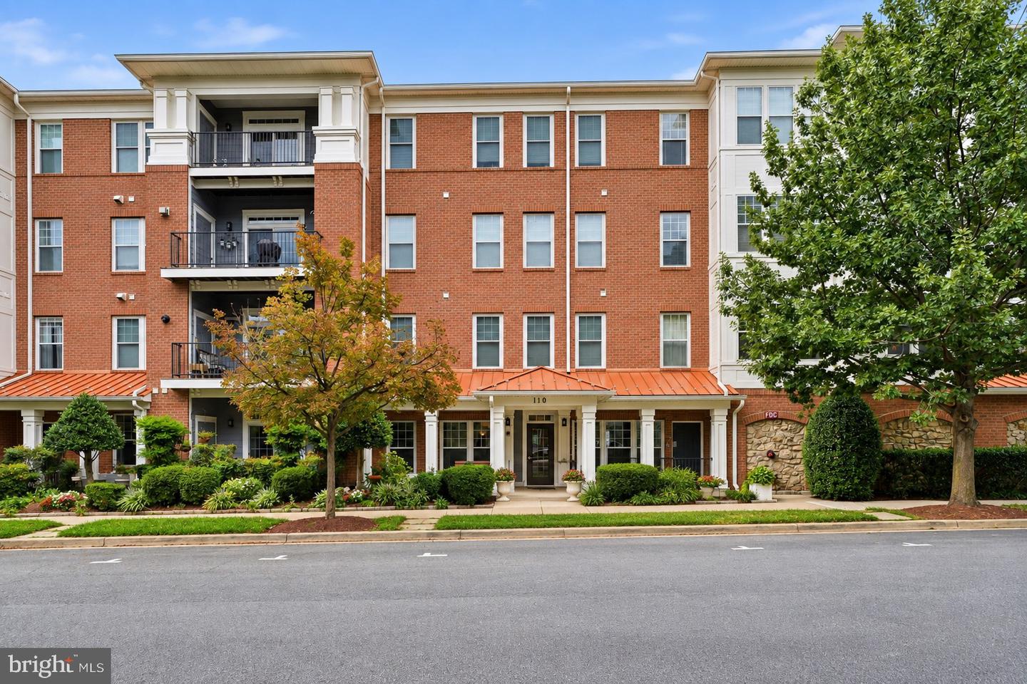 110 Chevy Chase St #406 Property Photo 1