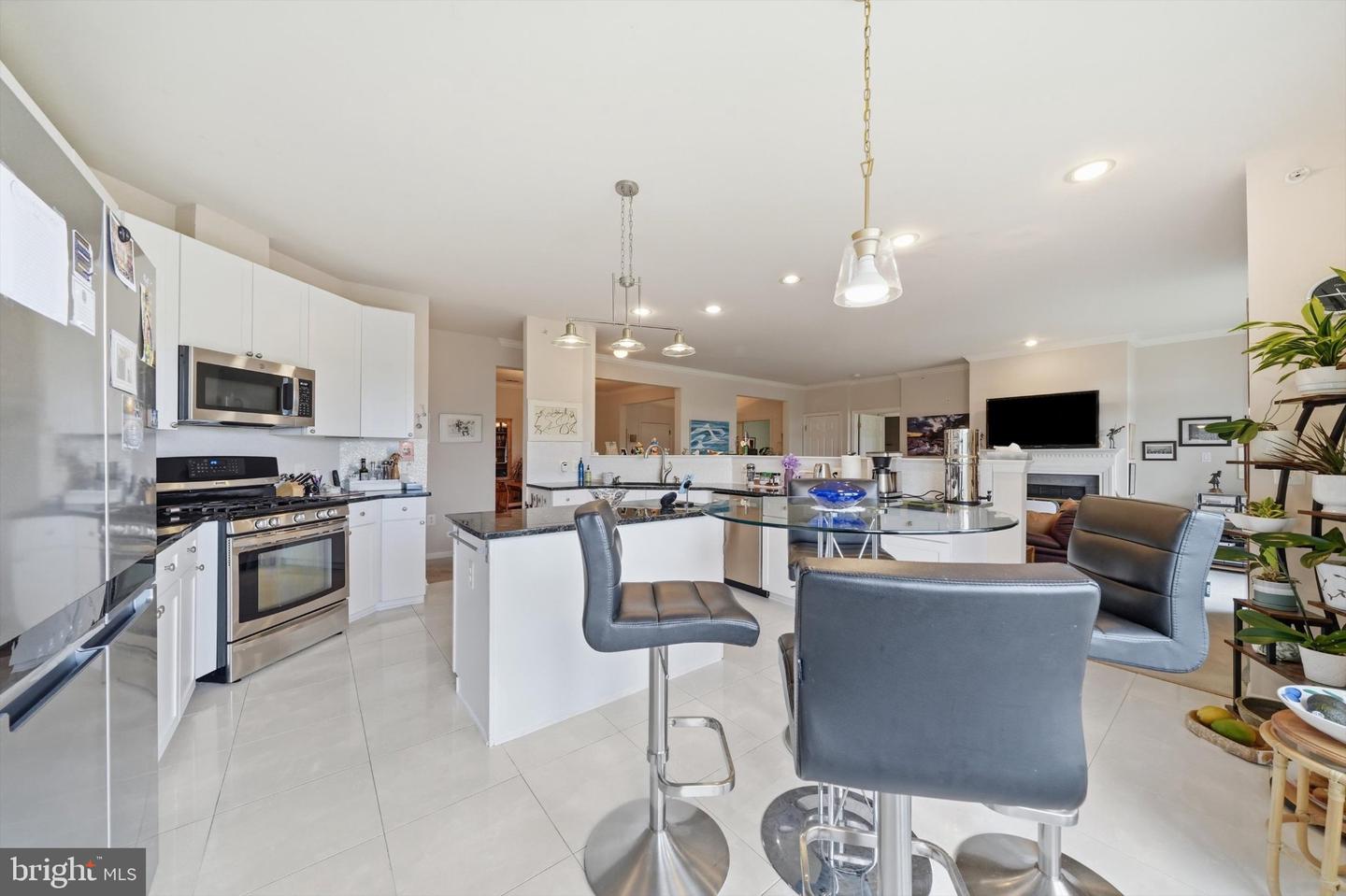 110 Chevy Chase St #406 Property Photo 16
