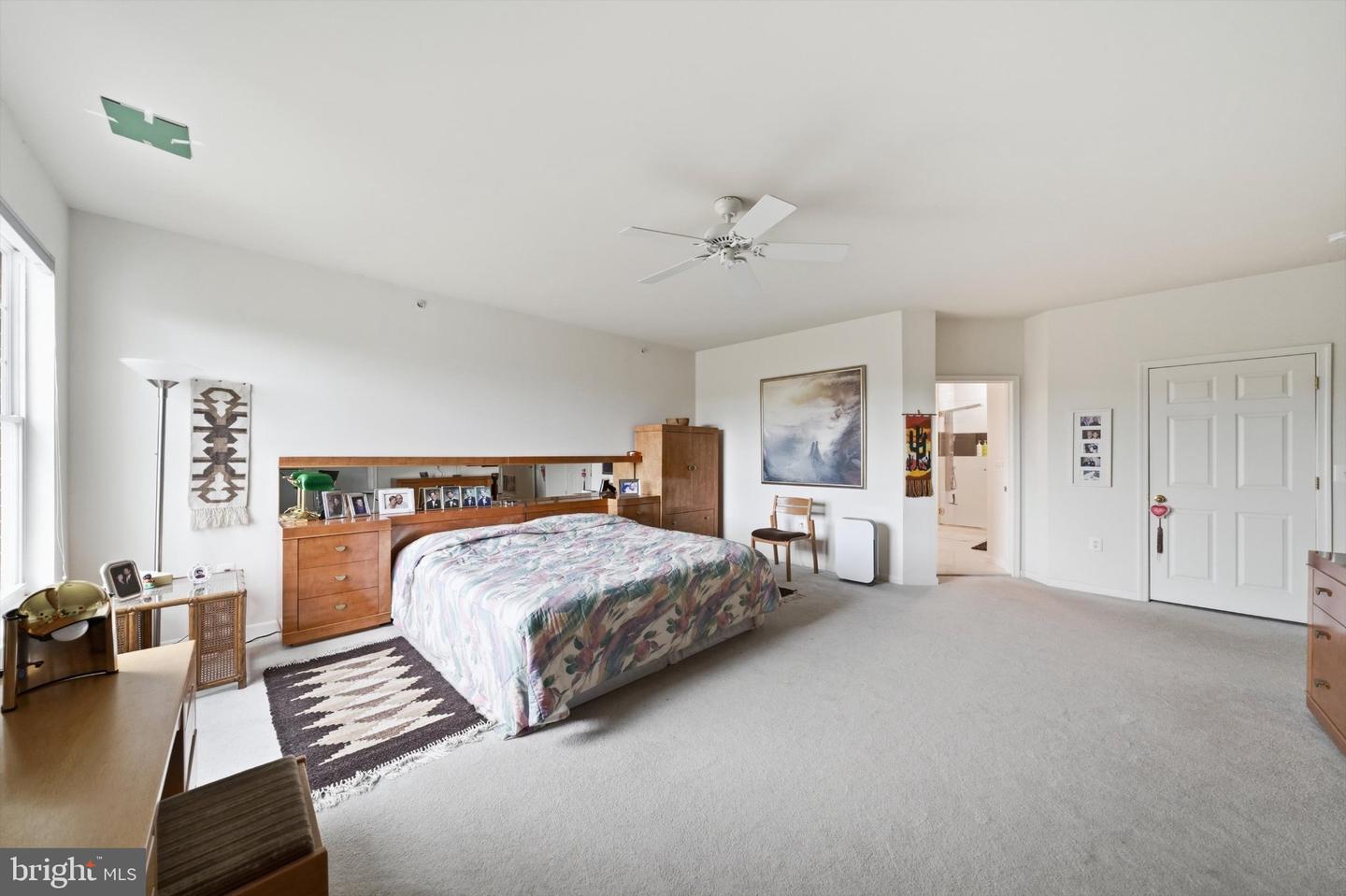 110 Chevy Chase St #406 Property Photo 25