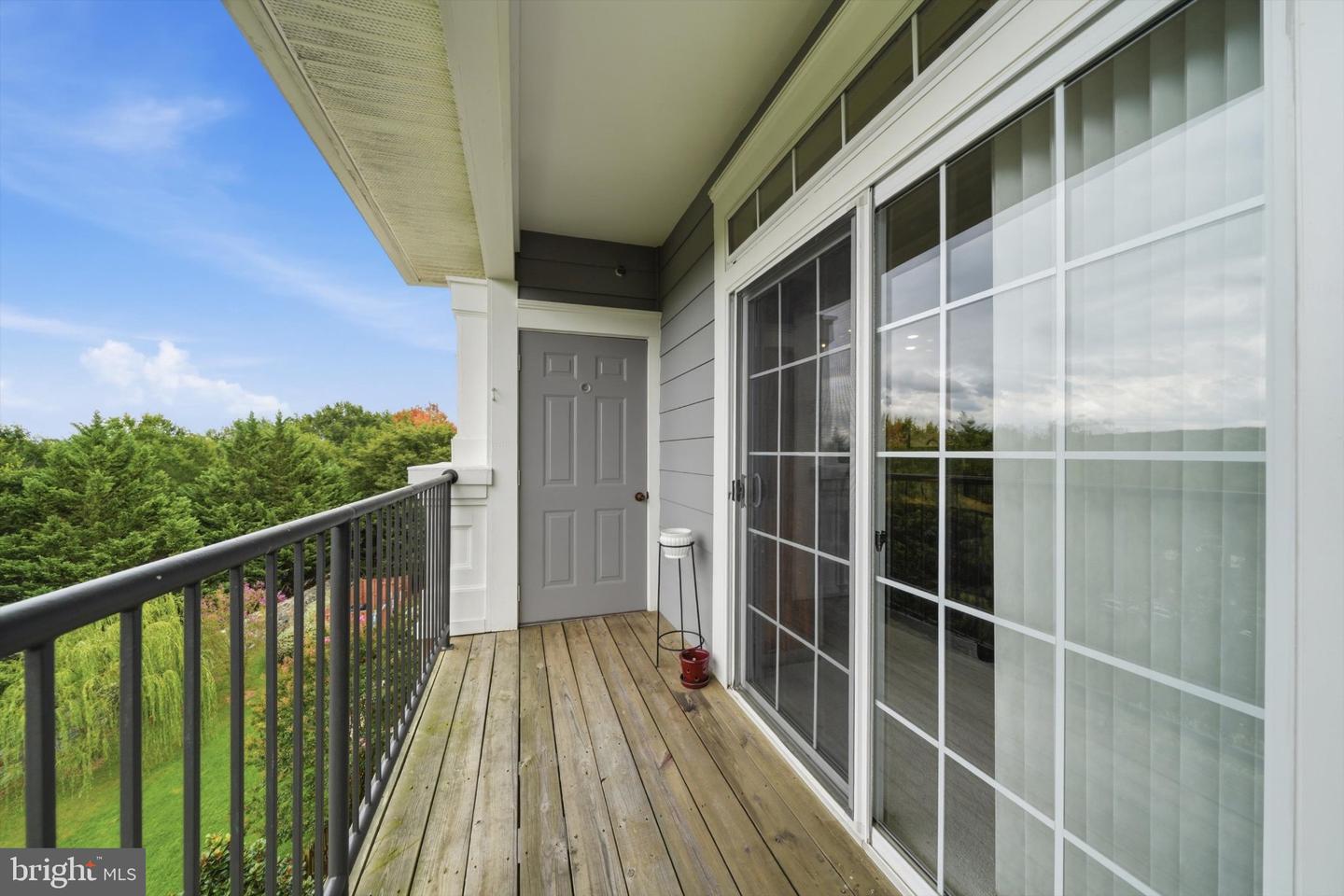 110 Chevy Chase St #406 Property Photo 38