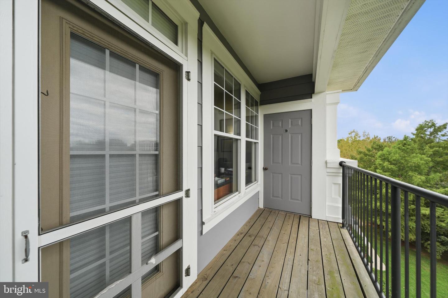 110 Chevy Chase St #406 Property Photo 44