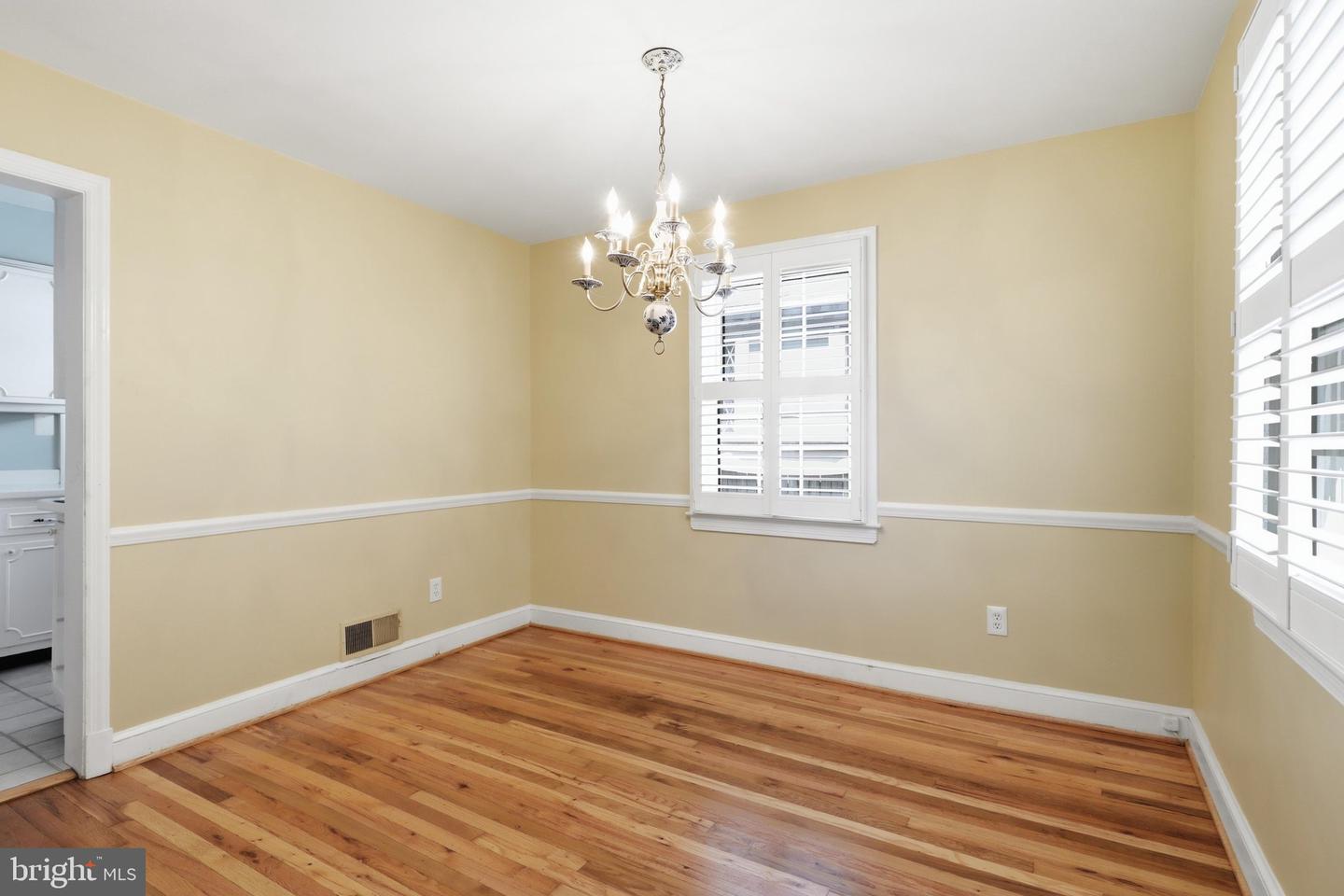 10010 Raynor Rd Property Photo 6
