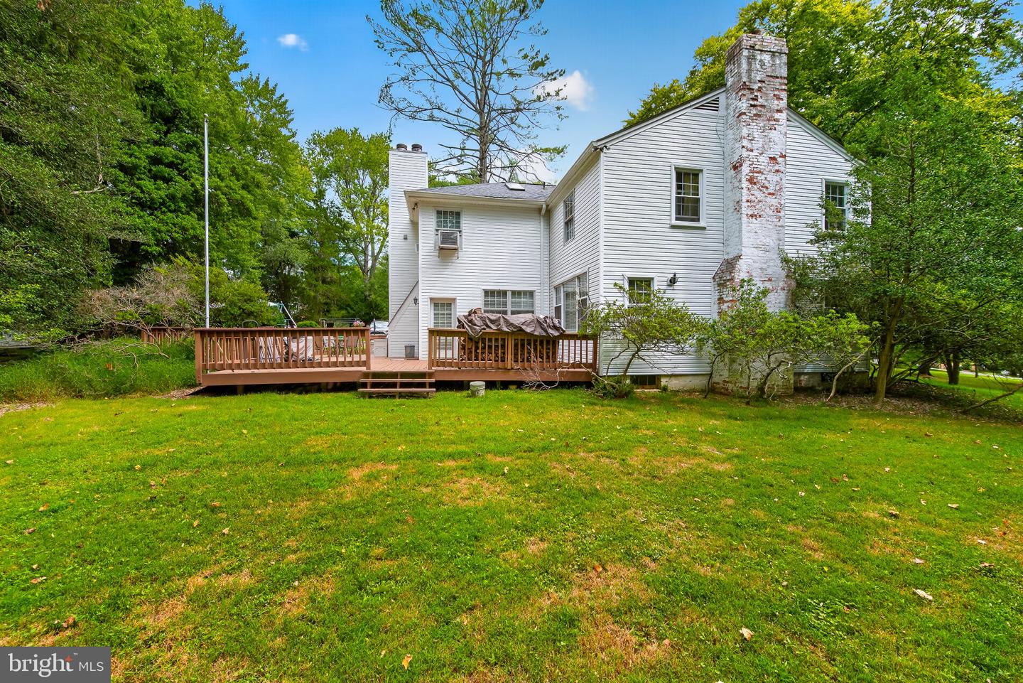 13904 Overton Ln Property Photo 5