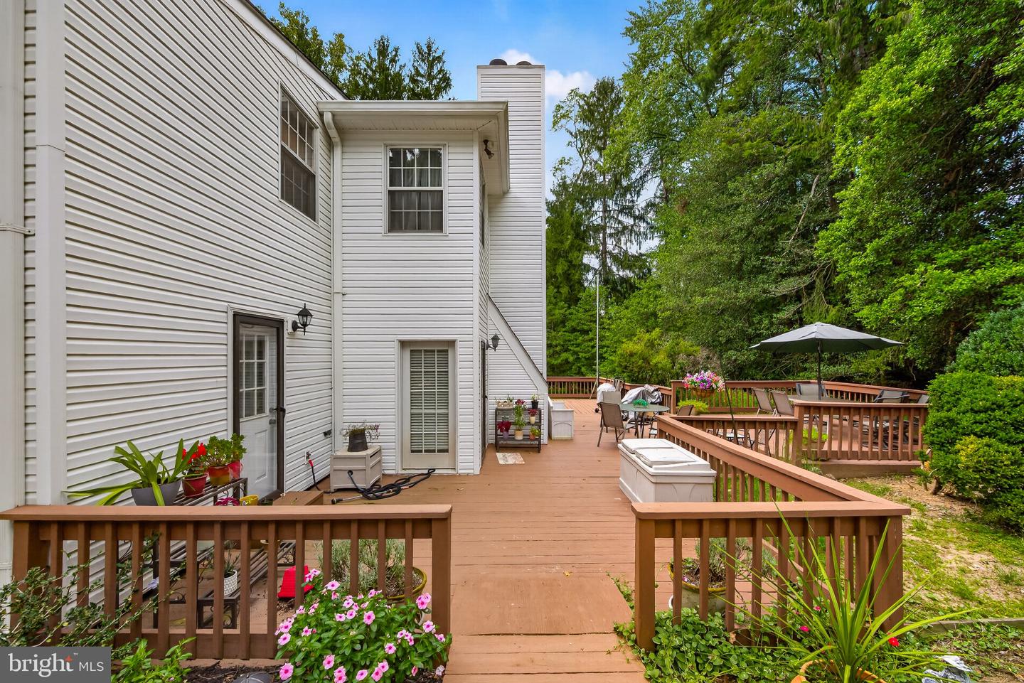 13904 Overton Ln Property Photo 9