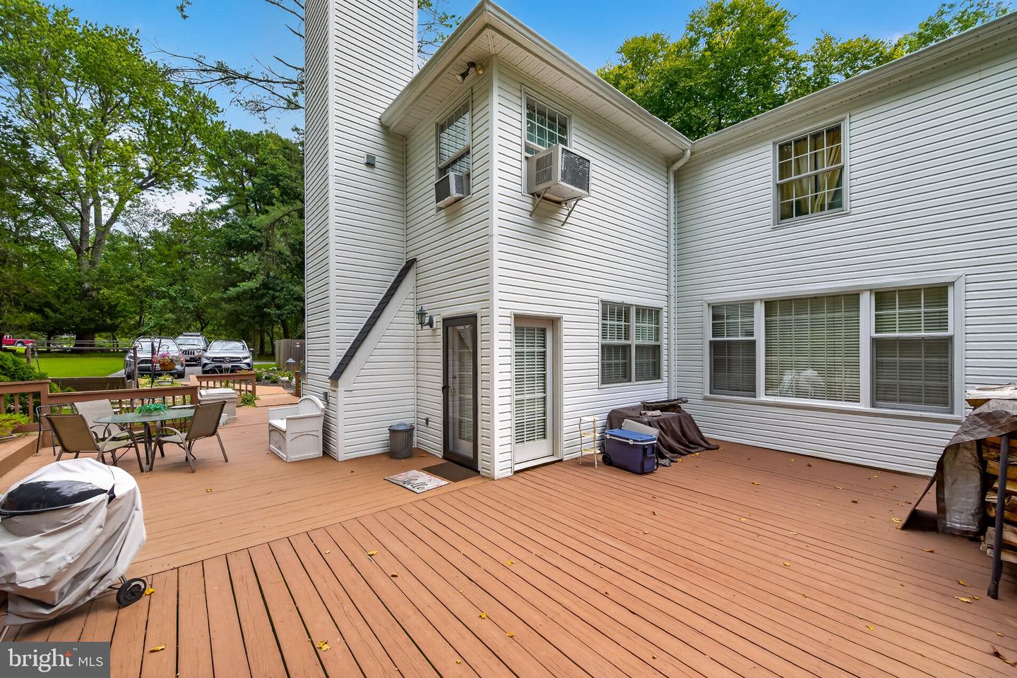 13904 Overton Ln Property Photo 12