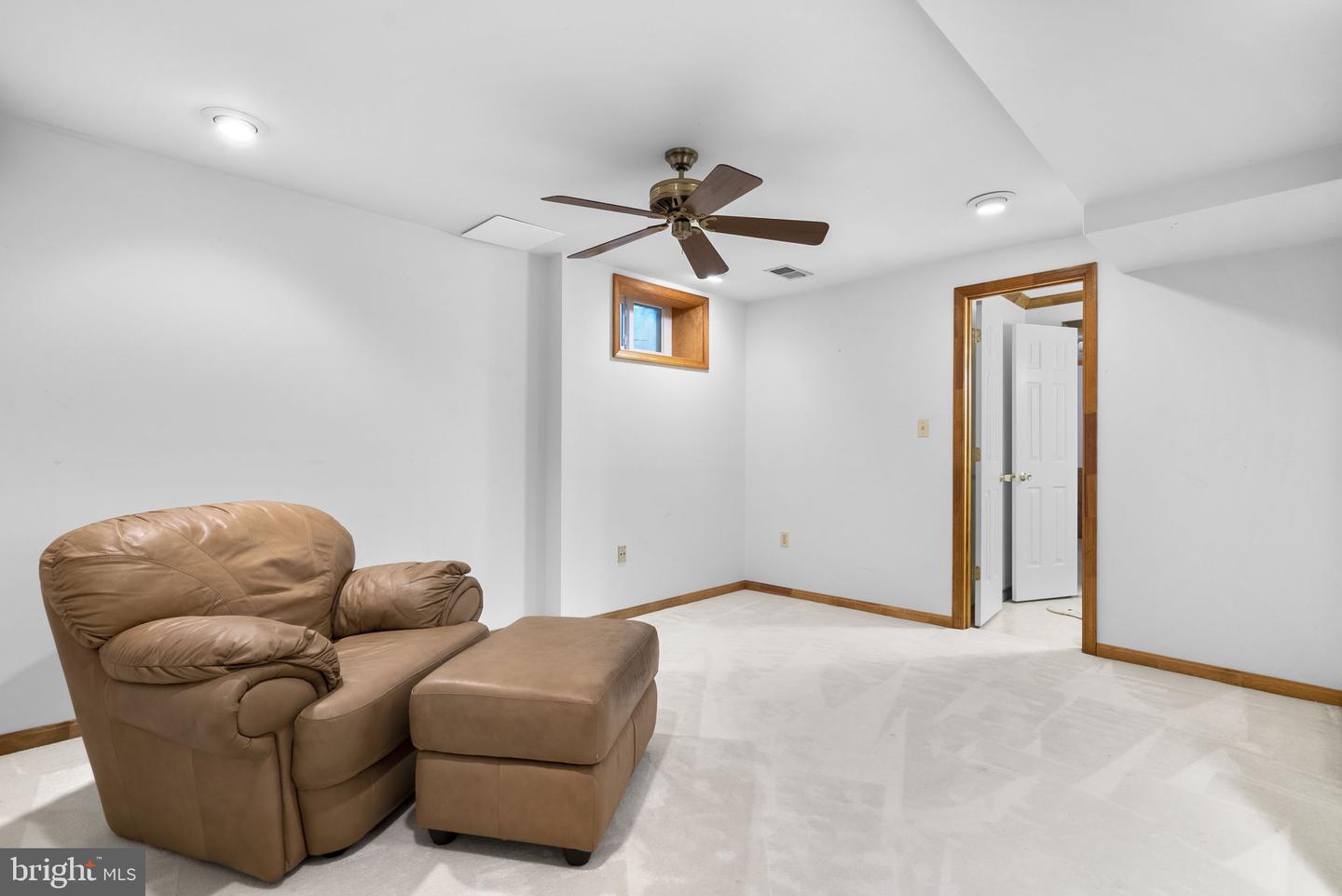 1338 Excaliber Ln Property Photo 45