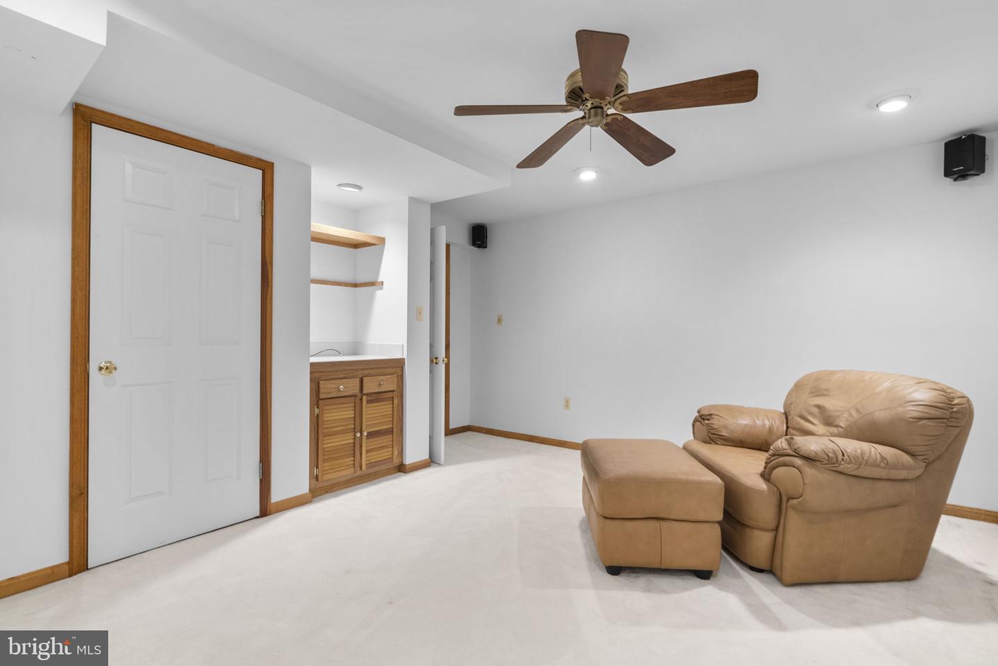 1338 Excaliber Ln Property Photo 46