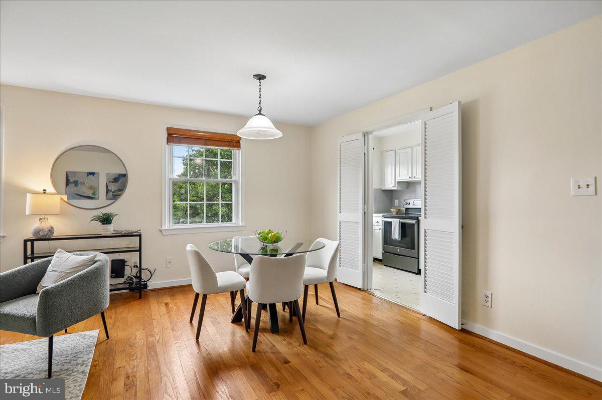 2244 Washington Ave #202 Property Photo 8