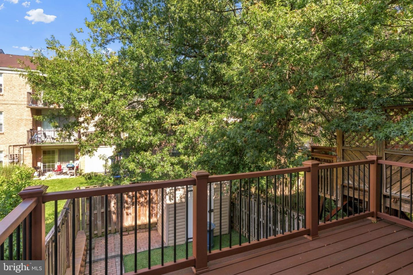 1066 Travis Ln Property Photo 15