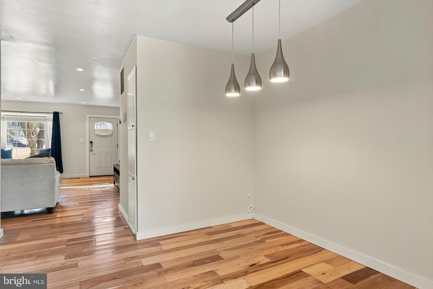 1066 Travis Ln Property Photo 17
