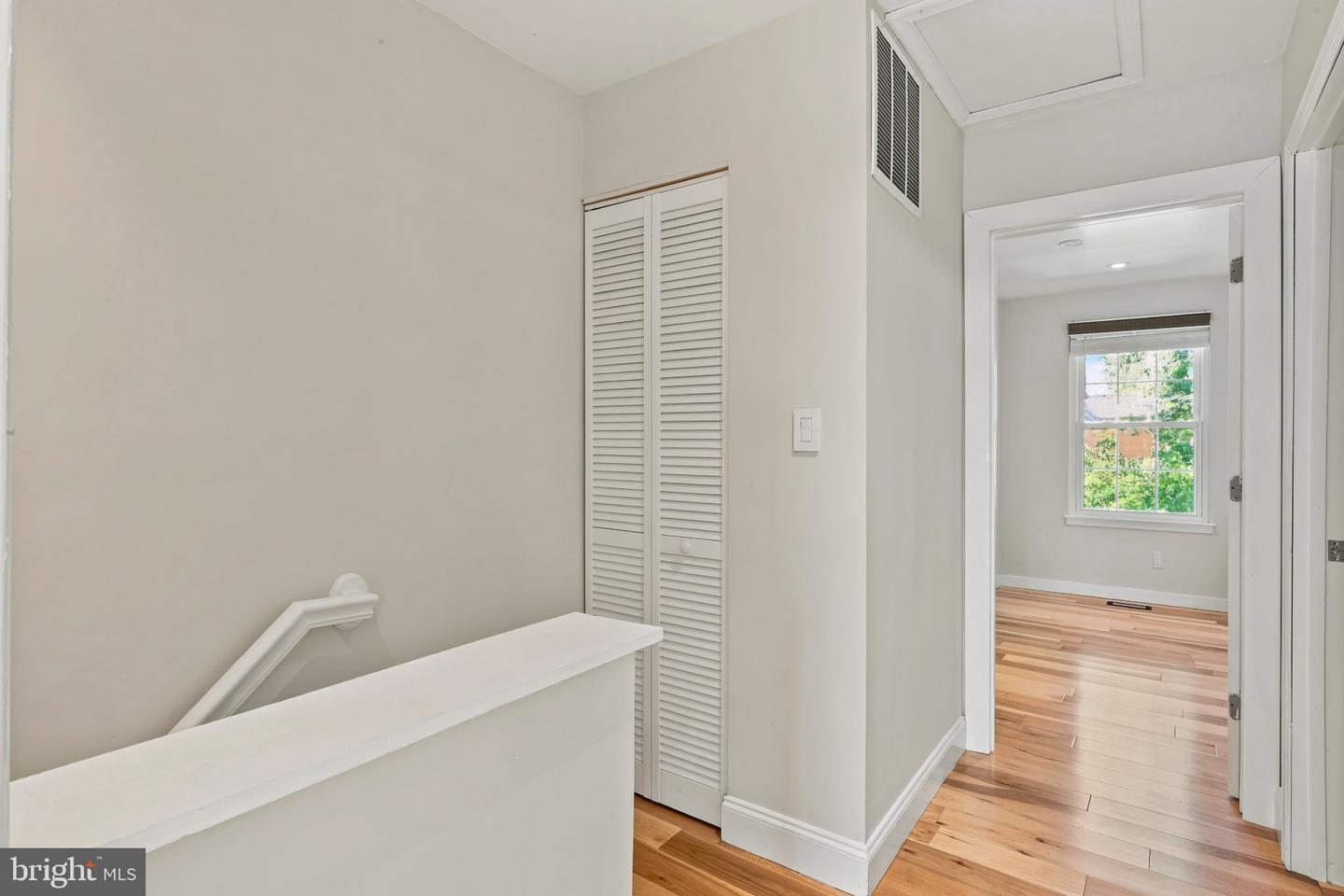 1066 Travis Ln Property Photo 20