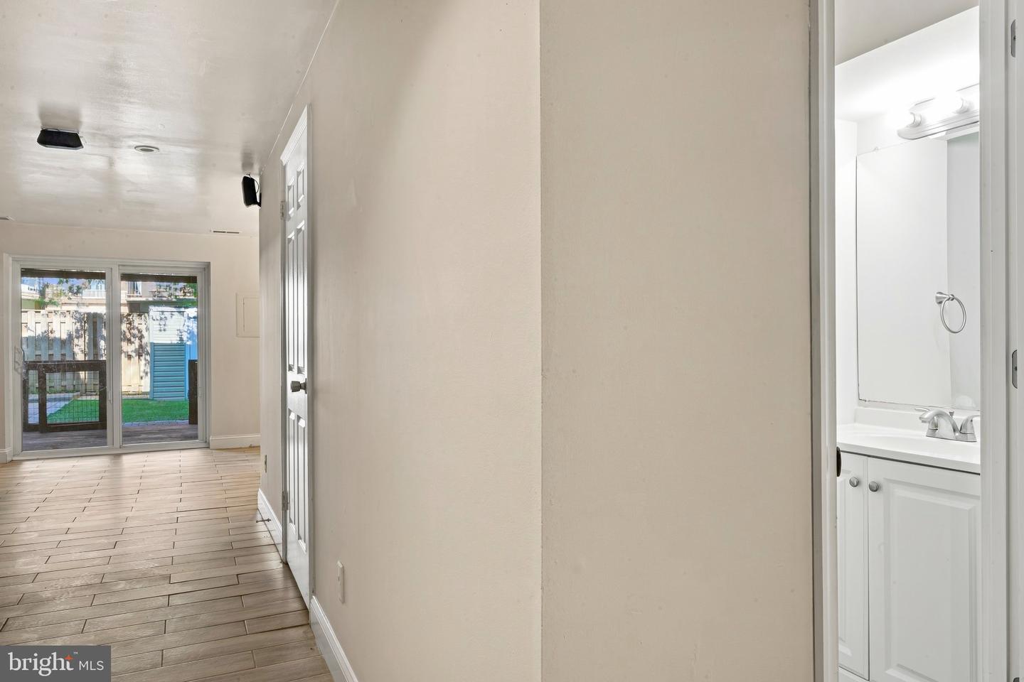 1066 Travis Ln Property Photo 40