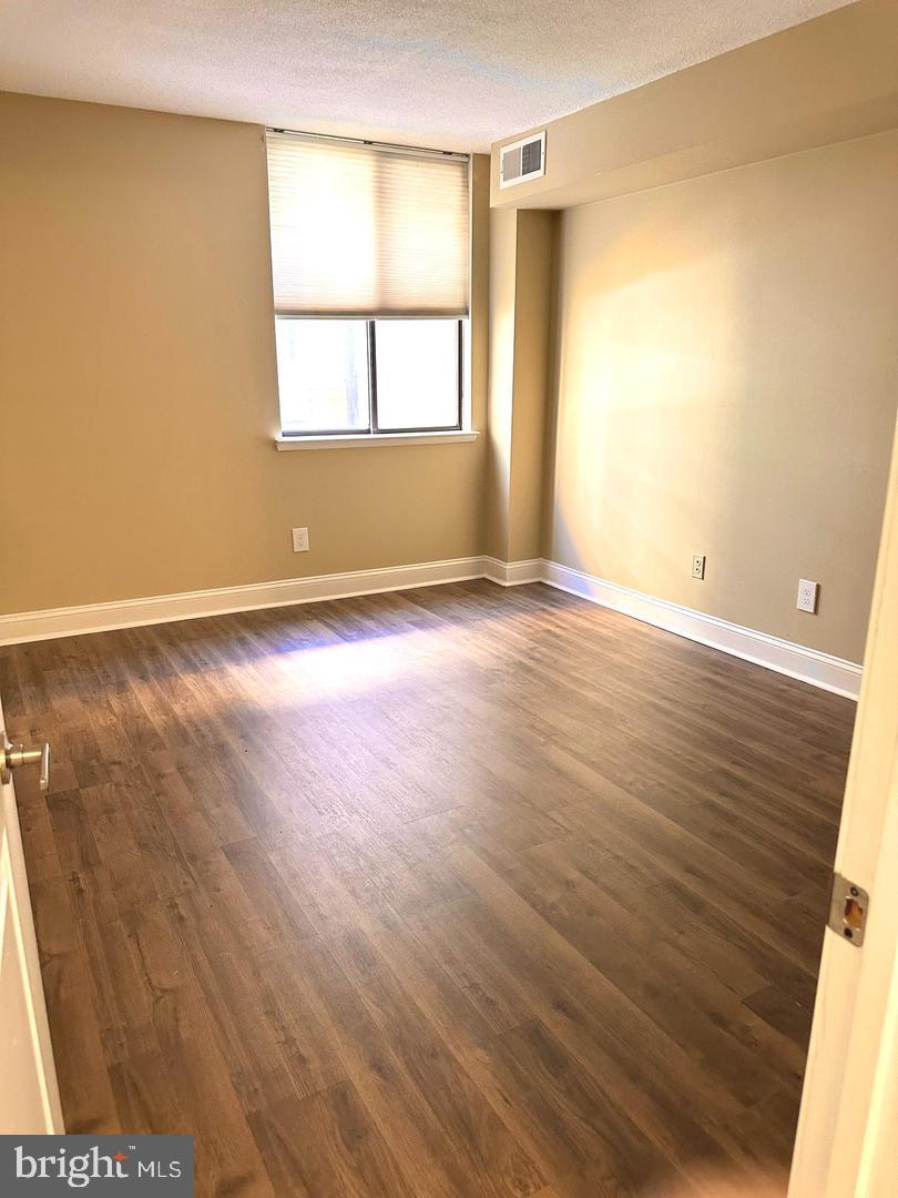 4 Monroe St #407 Property Photo 17