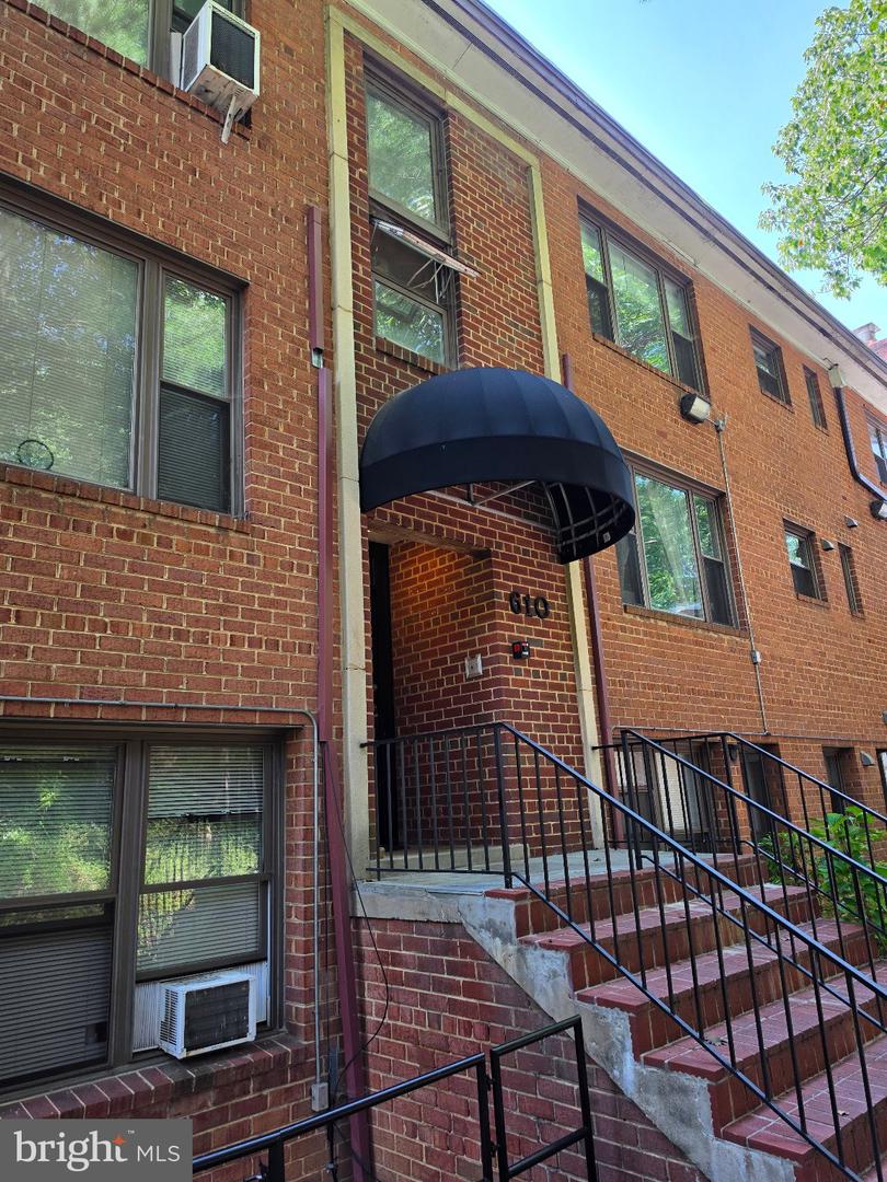 610 Kennebec Ave #104 Property Photo 10